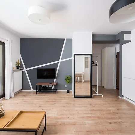 Gandalf's Sanctuary By Bookinghost ワルシャワ